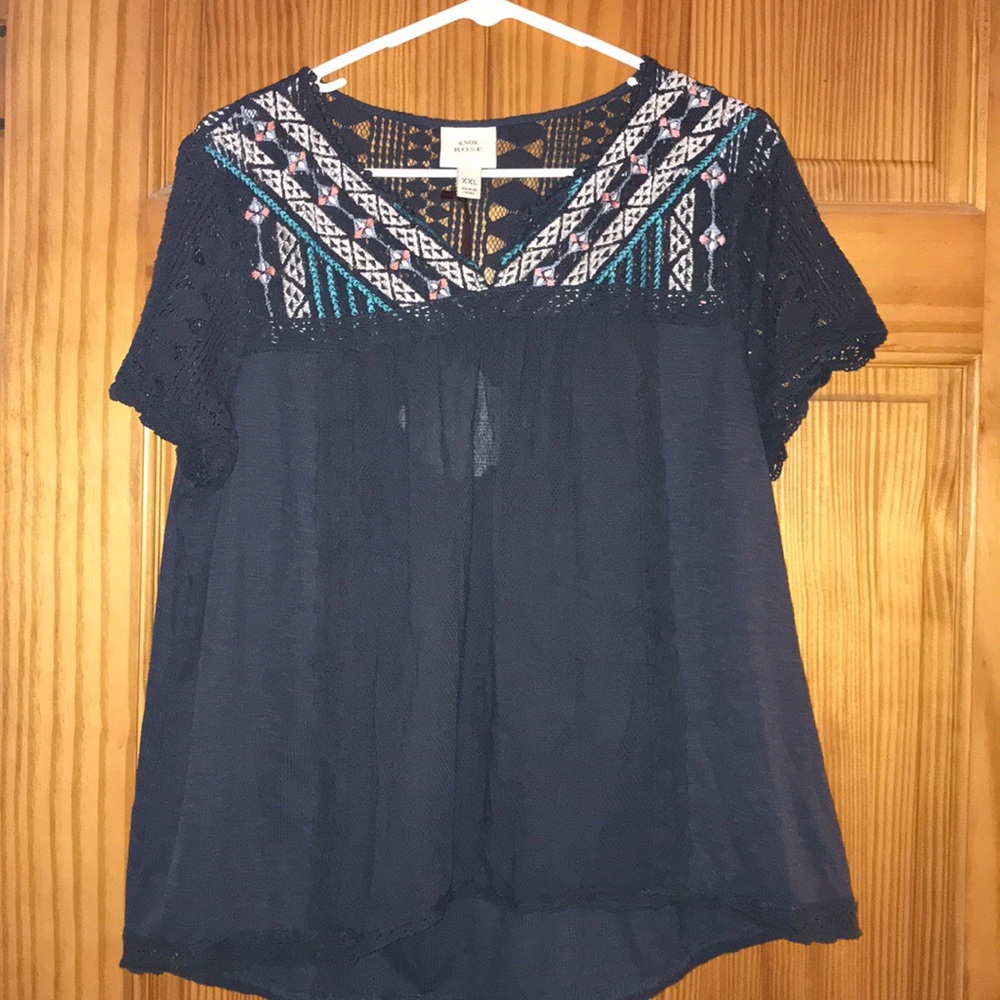 Knox Rose Short Sleeve Lace top